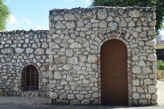 2-Hour Small Group Guided Bridgetown Historic Jewish Walking Tour - Key points to know before booking