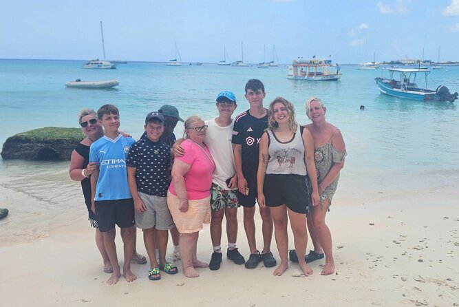 Barbados Glass Bottom Boat Cruise and Snorkeling - Who should book this experience?