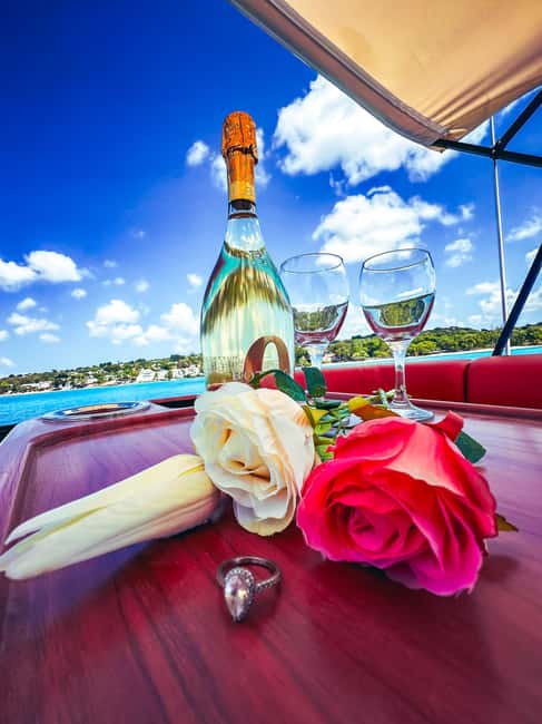 Bridgetown: Barbados Coastline Sunset Luxury Cruise - Finding the boat at Careenage Marina