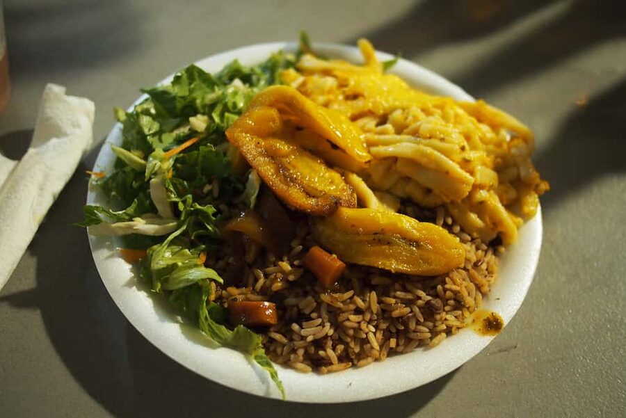Bridgetown: Oistins reservation with drink & return transfer - Why Oistins Fish Fry is worth your Friday night