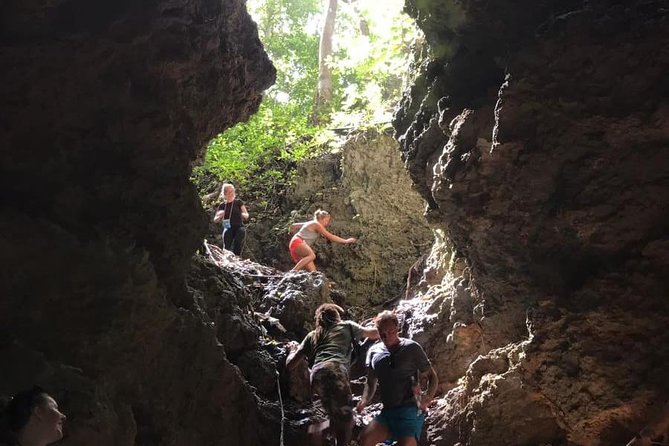 Cole's Cave Hike - Following the underground river