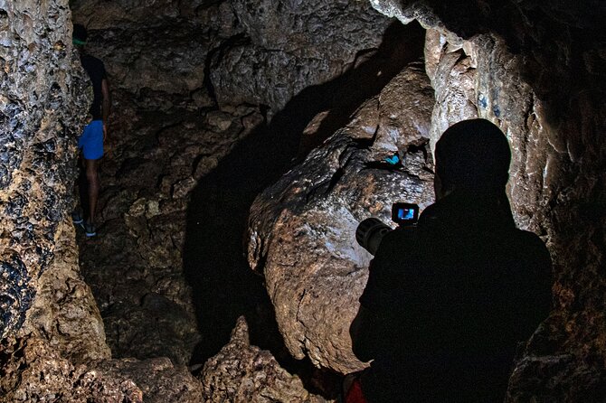 Cole's Cave Hike - How wet, dirty, and demanding is it?