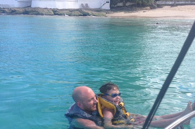 Edmo Watersports Barbados - Speedboats, turtle swims, and tow sports