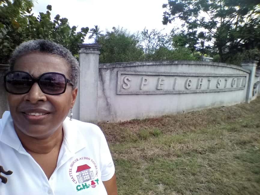 Speightstown: Historic Walking Tour - Meeting your guide at the Speightstown roundabout