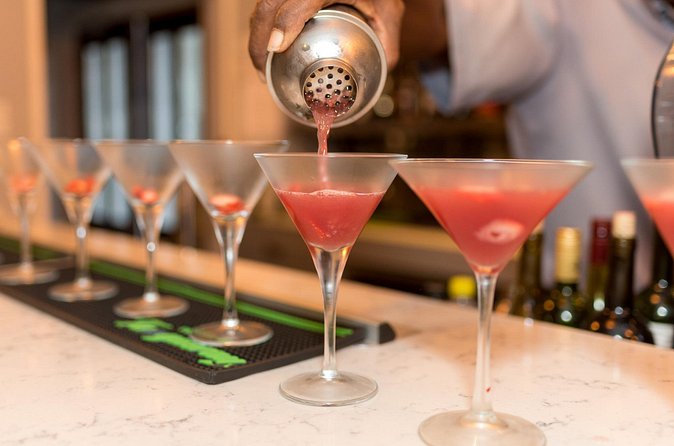 St Lawrence Dinner and Cocktail Tour - Street food adds the most local contrast