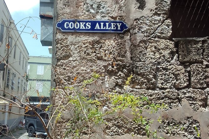 Walking Tour at Bridgetown Discovering Hidden Treasures - What the guide adds to the experience